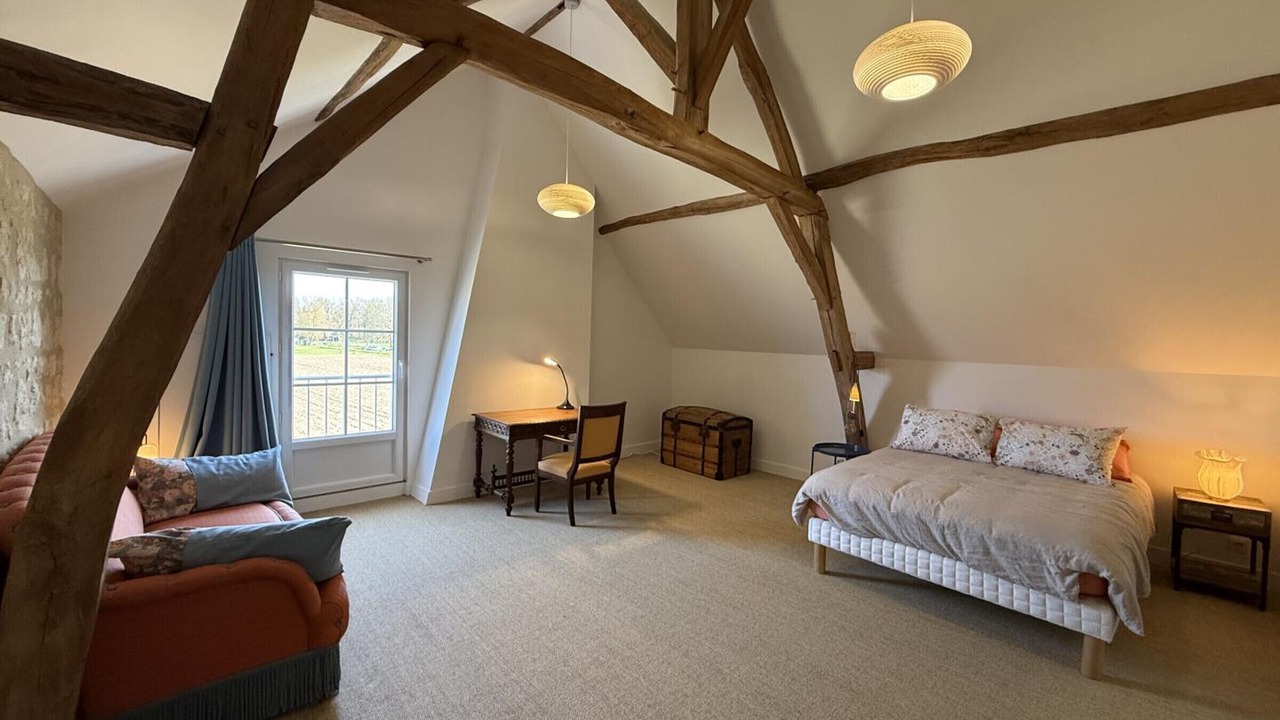 Photo of Bedroom in La Chapelle-sur-Loire