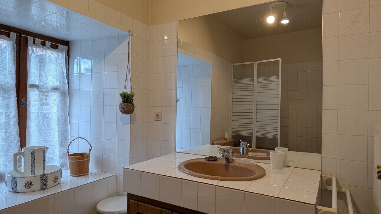 Photo of Bathroom in Polignac