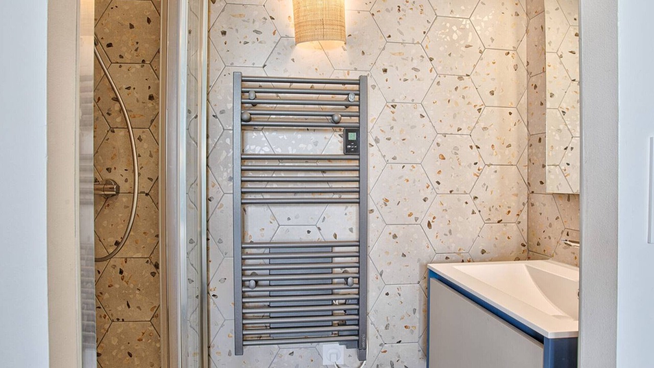 Photo of Bathroom in Le Home