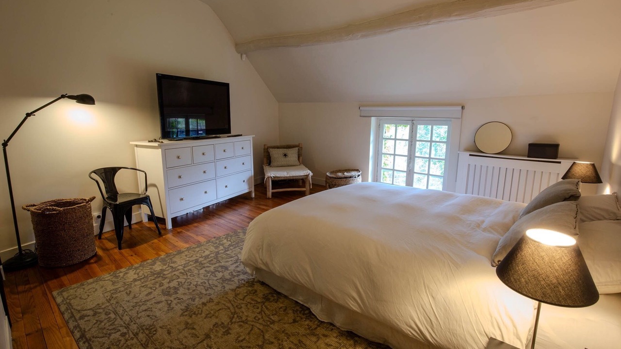Photo of Bedroom in Jouars-Pontchartrain