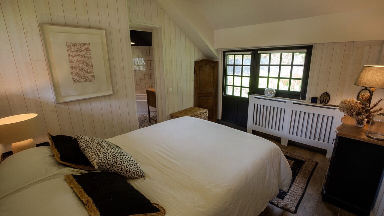 Photo of Bedroom in Jouars-Pontchartrain