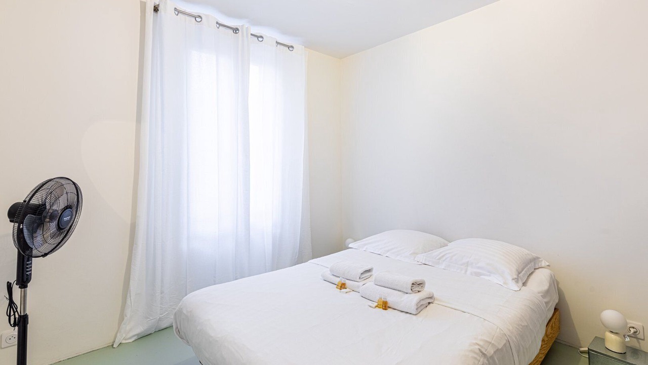 Photo of Bedroom in Montreuil