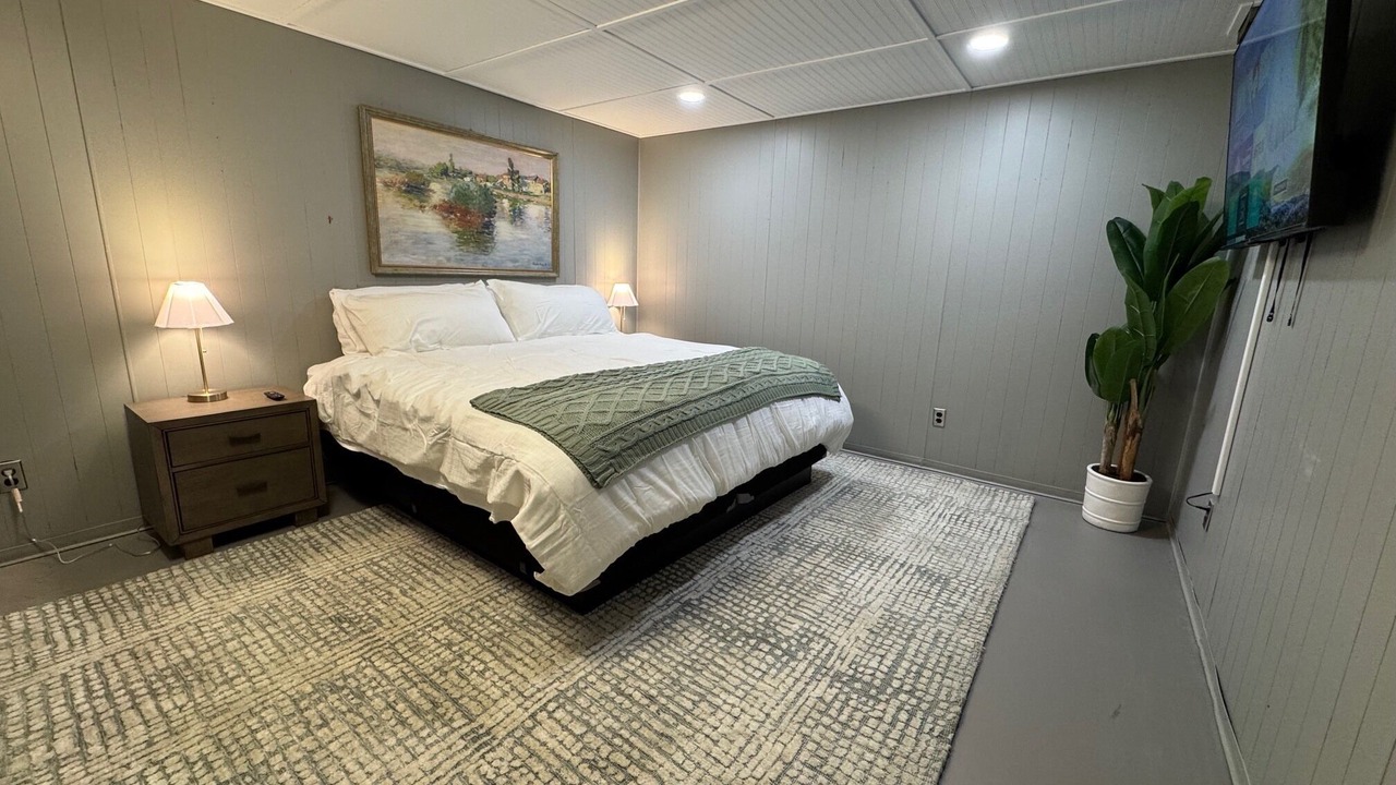 Photo of Bedroom in Thunder Bay