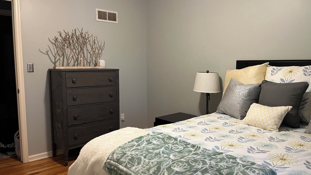 Photo of Bedroom in Bel-air Heights
