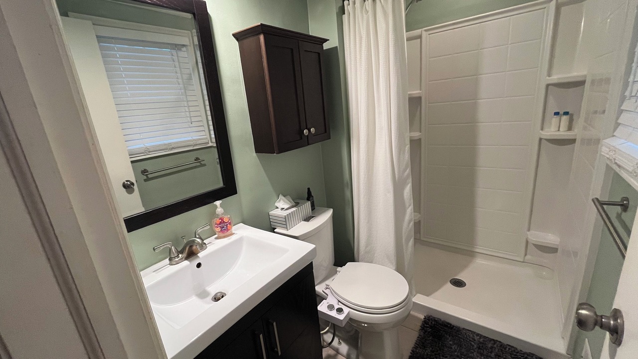 Photo of Bathroom in Bel-air Heights