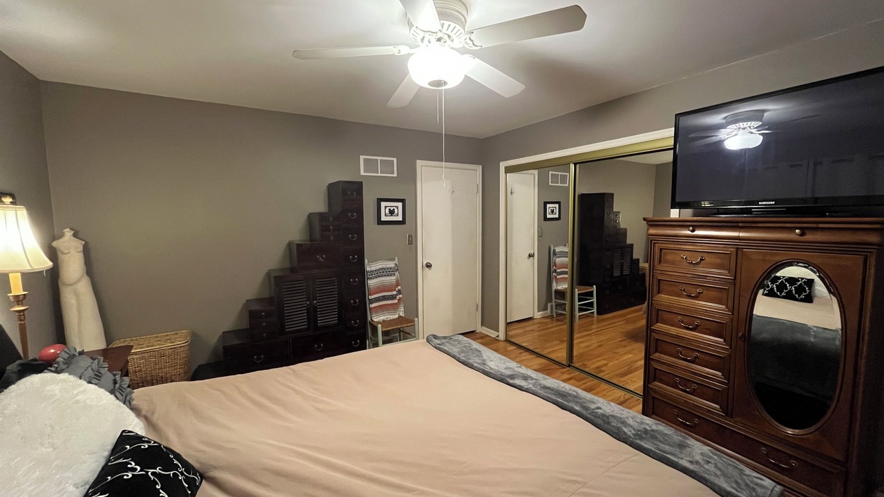 Photo of Bedroom in Bel-air Heights