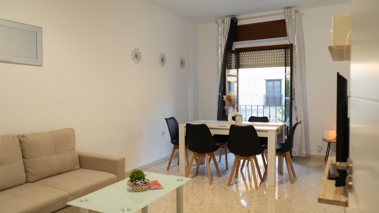 Photo of Livingroom in Jewish Quarter