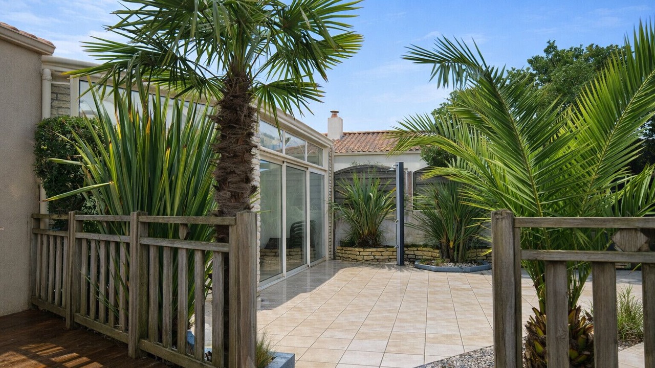 Photo of Patio Balcony in Talmont-Saint-Hilaire