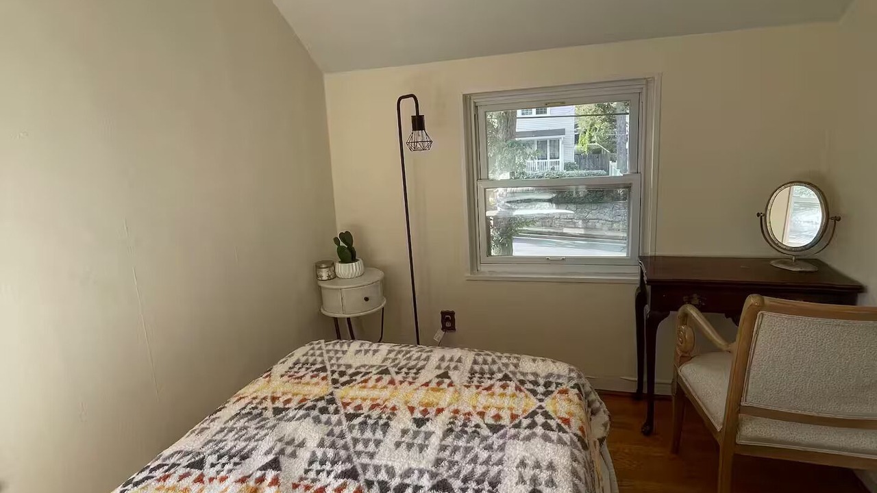 Photo of Bedroom in Arlington