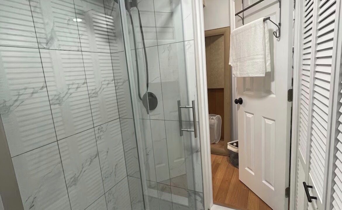 Photo of Bathroom in Arlington