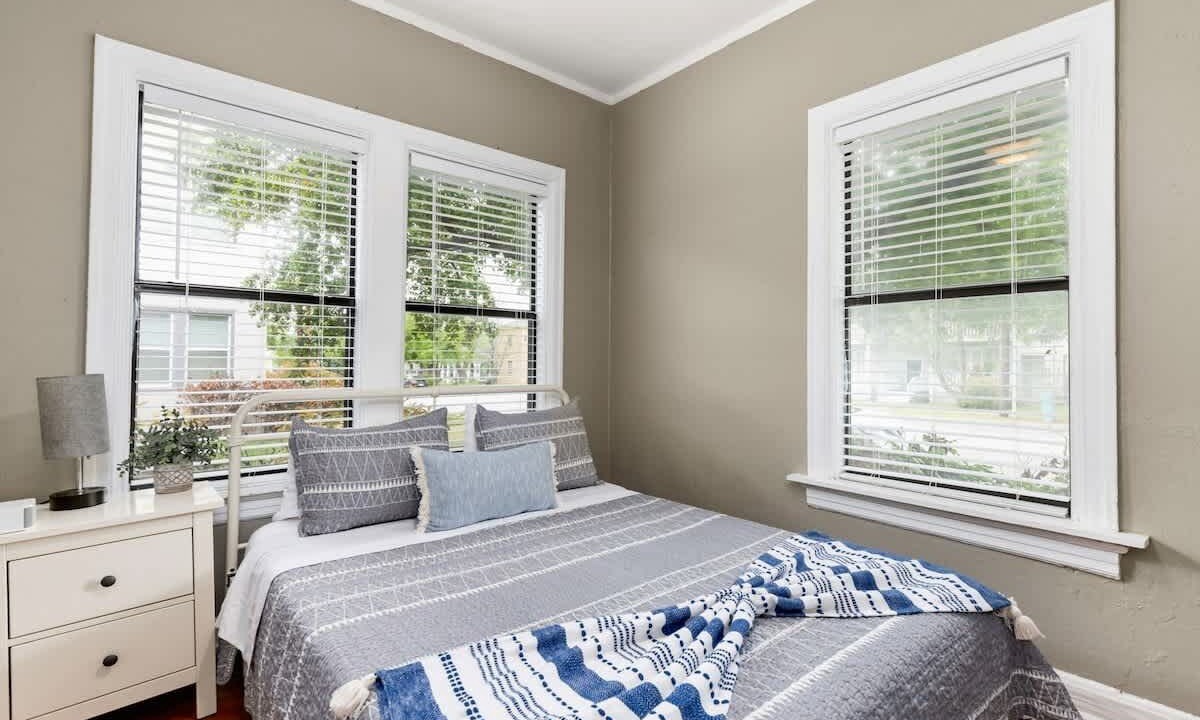 Photo of Bedroom in Midtown