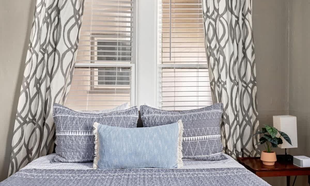 Photo of Bedroom in Midtown