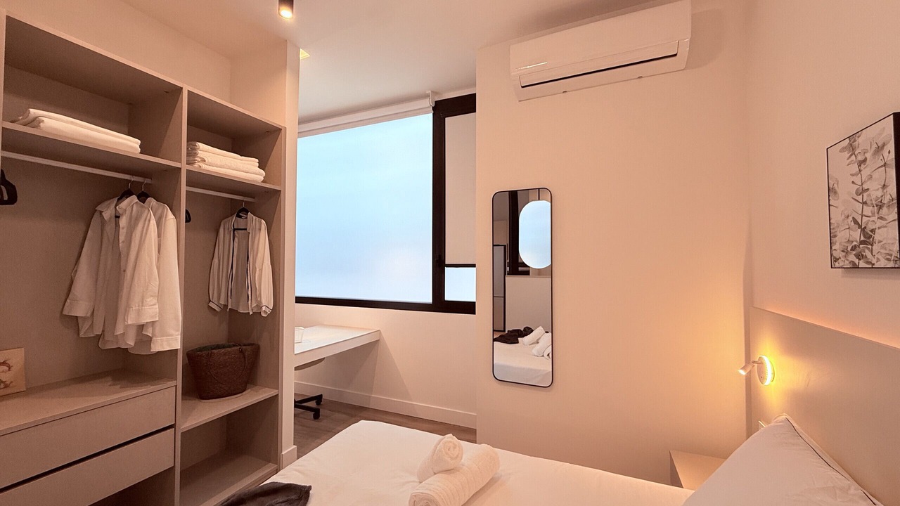Photo of Bedroom in Poblats Maritims