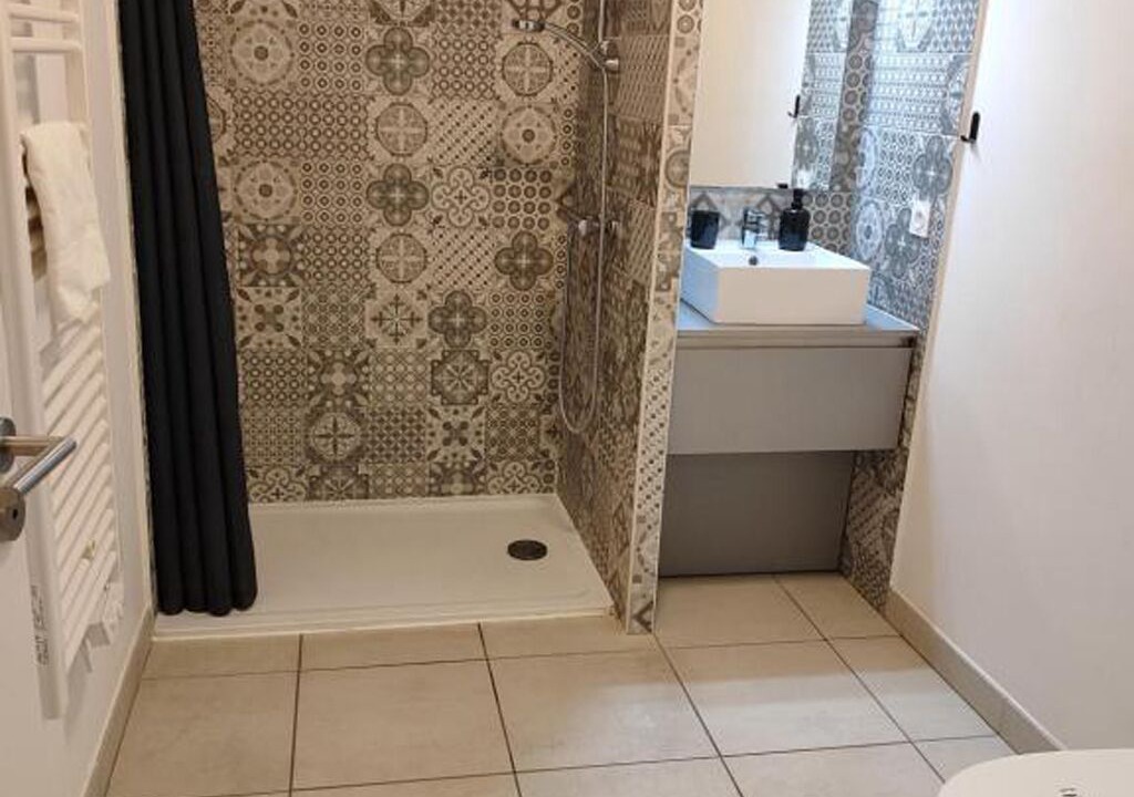 Photo of Bathroom in Castelnau-le-Lez