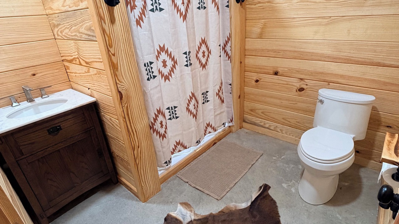 Photo of Bathroom in Fred