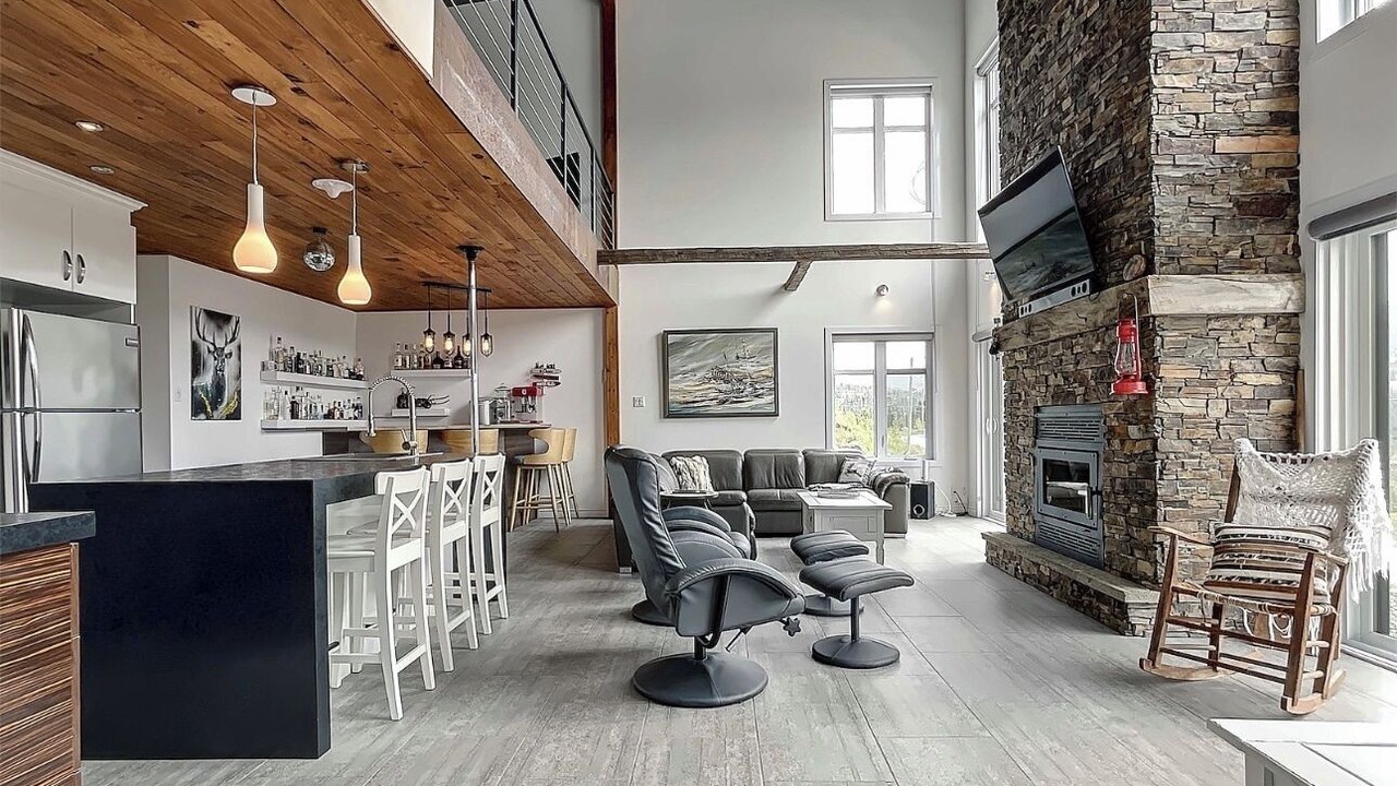 Photo of Livingroom in Saint-David-de-Falardeau