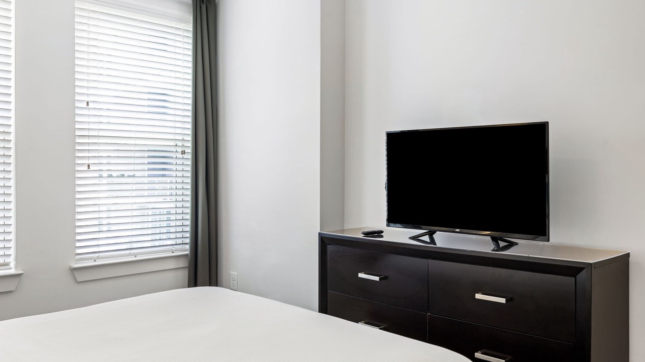 Photo of Bedroom in Midtown