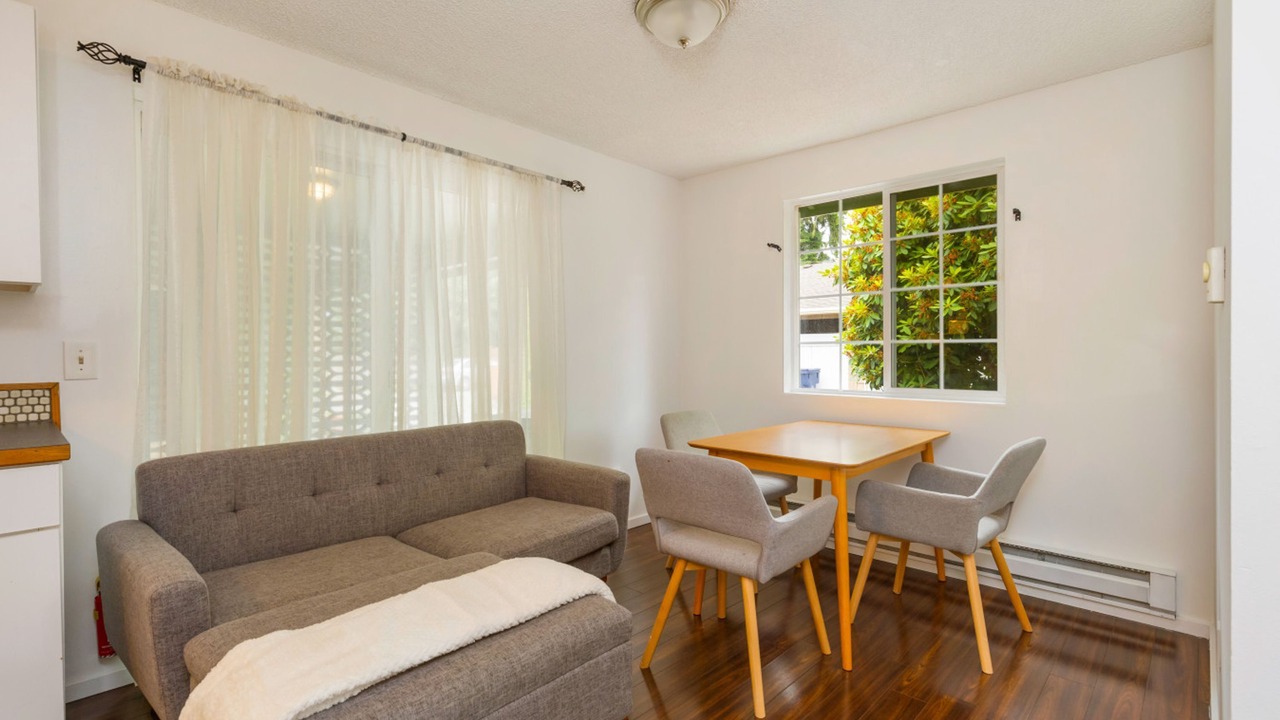 Photo of Livingroom in Picnic Point-North Lynnwood