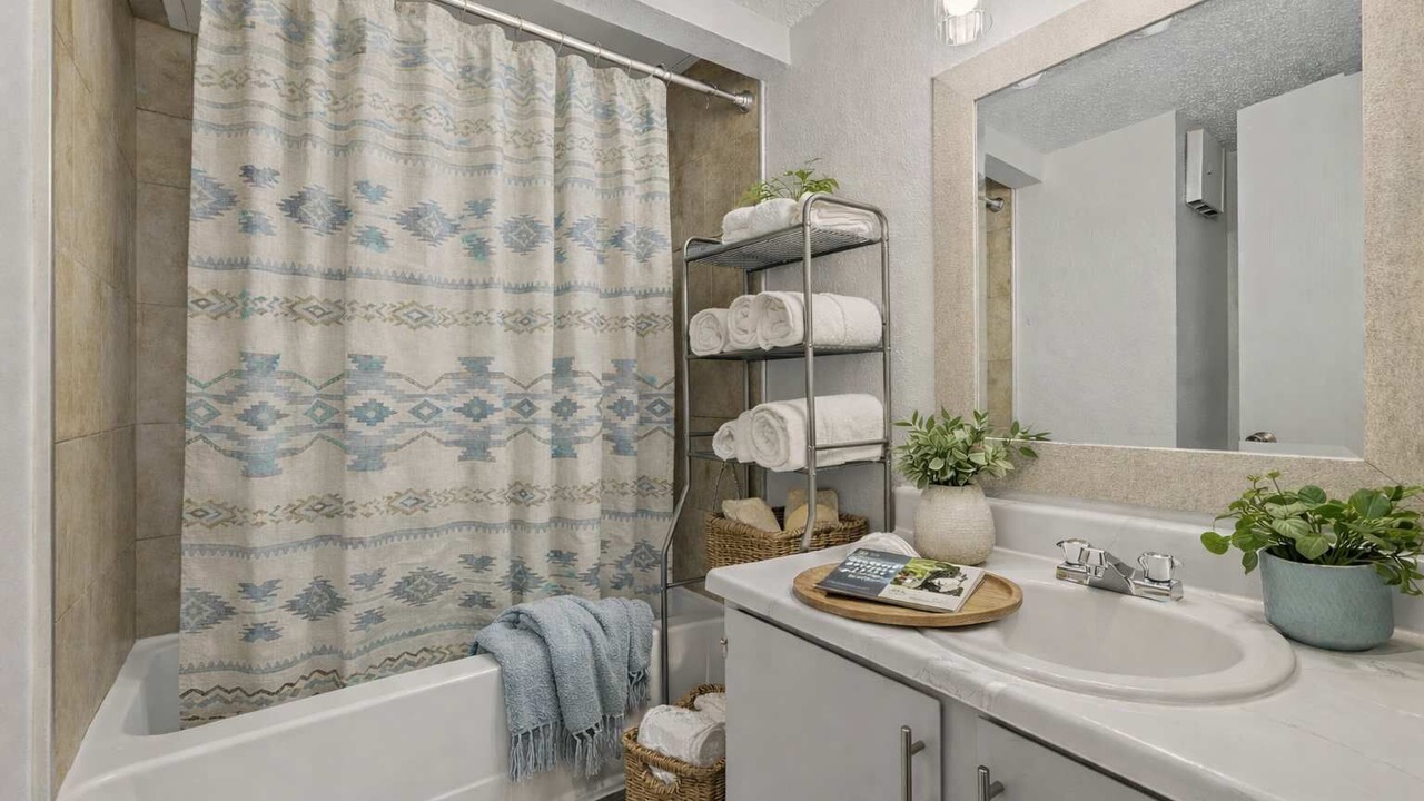 Photo of Bathroom in Central Arlington