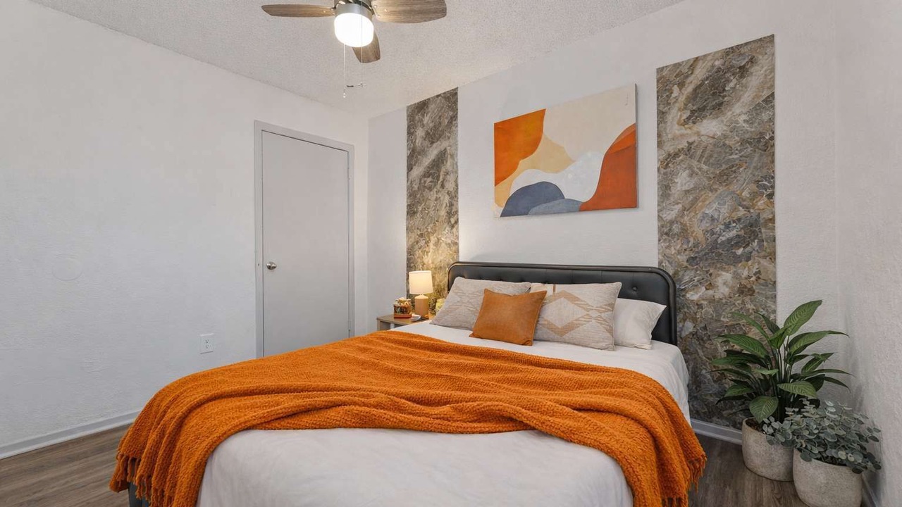 Photo of Bedroom in Central Arlington