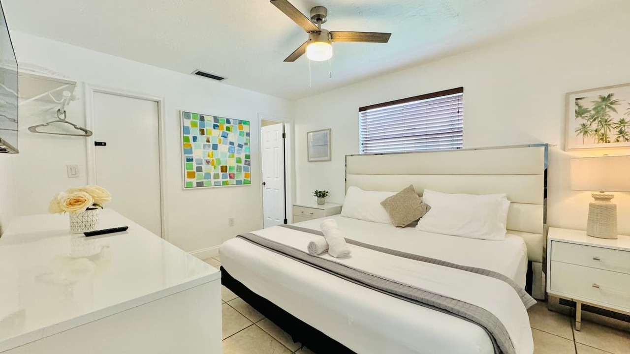 Photo of Bedroom in Sunrise