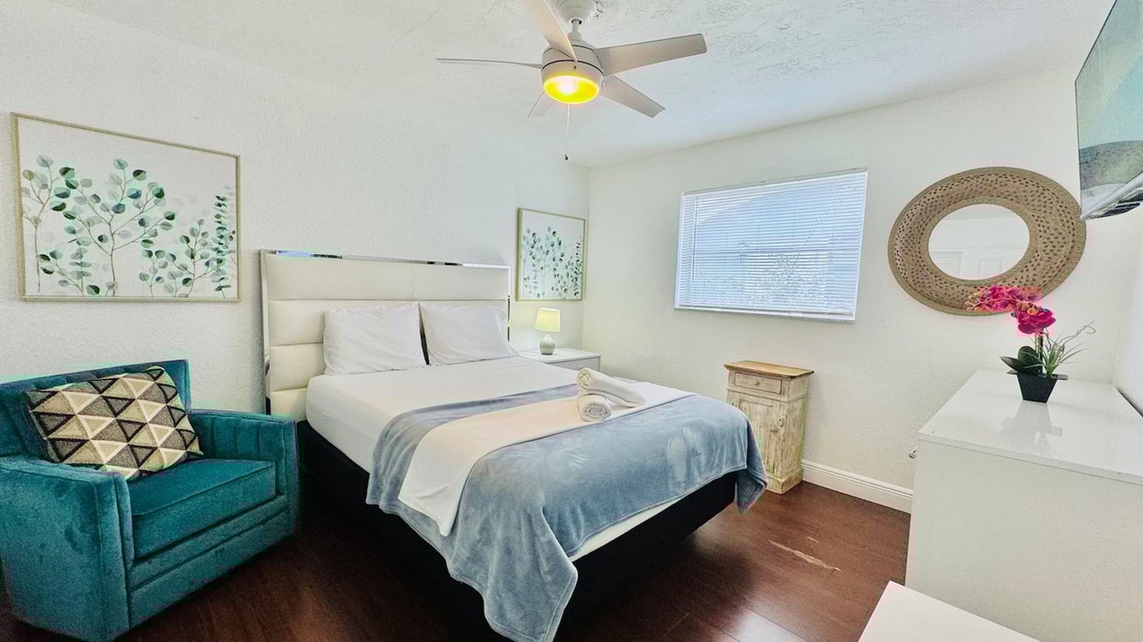 Photo of Bedroom in Sunrise