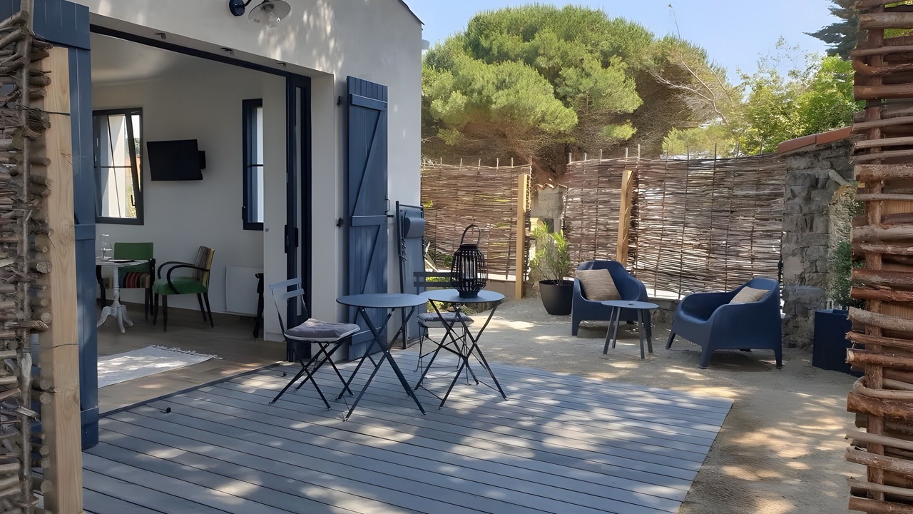 Photo of Patio Balcony in L'Epine