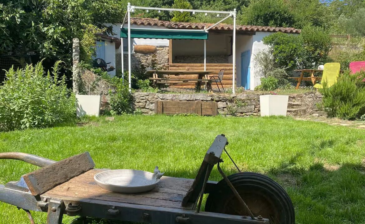 Photo of Outdoor in Courniou