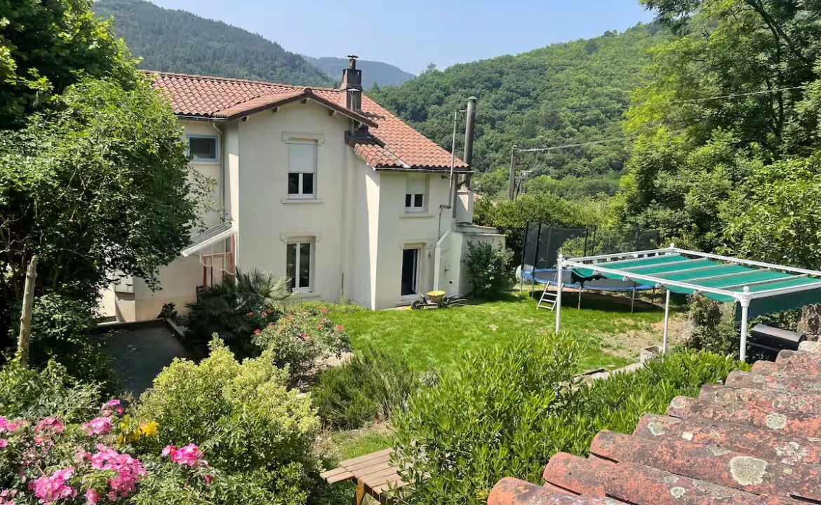 Photo of Outdoor in Courniou