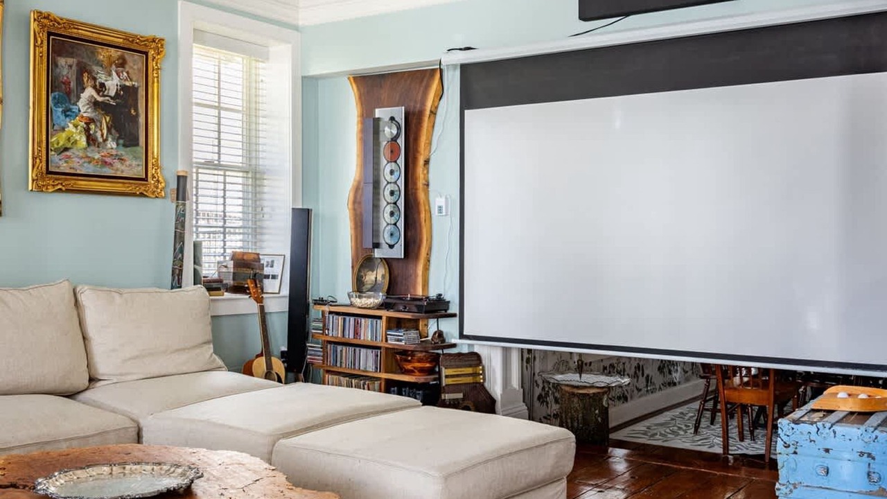 Photo of Livingroom in Lambertville