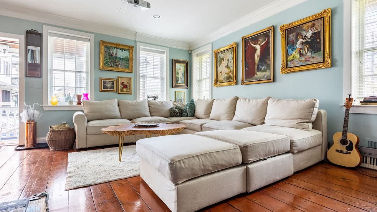 Photo of Livingroom in Lambertville