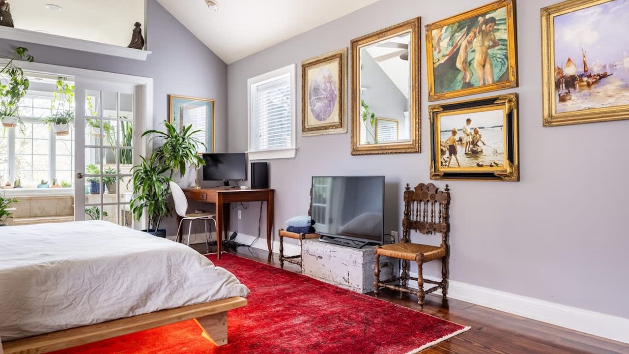 Photo of Bedroom in Lambertville