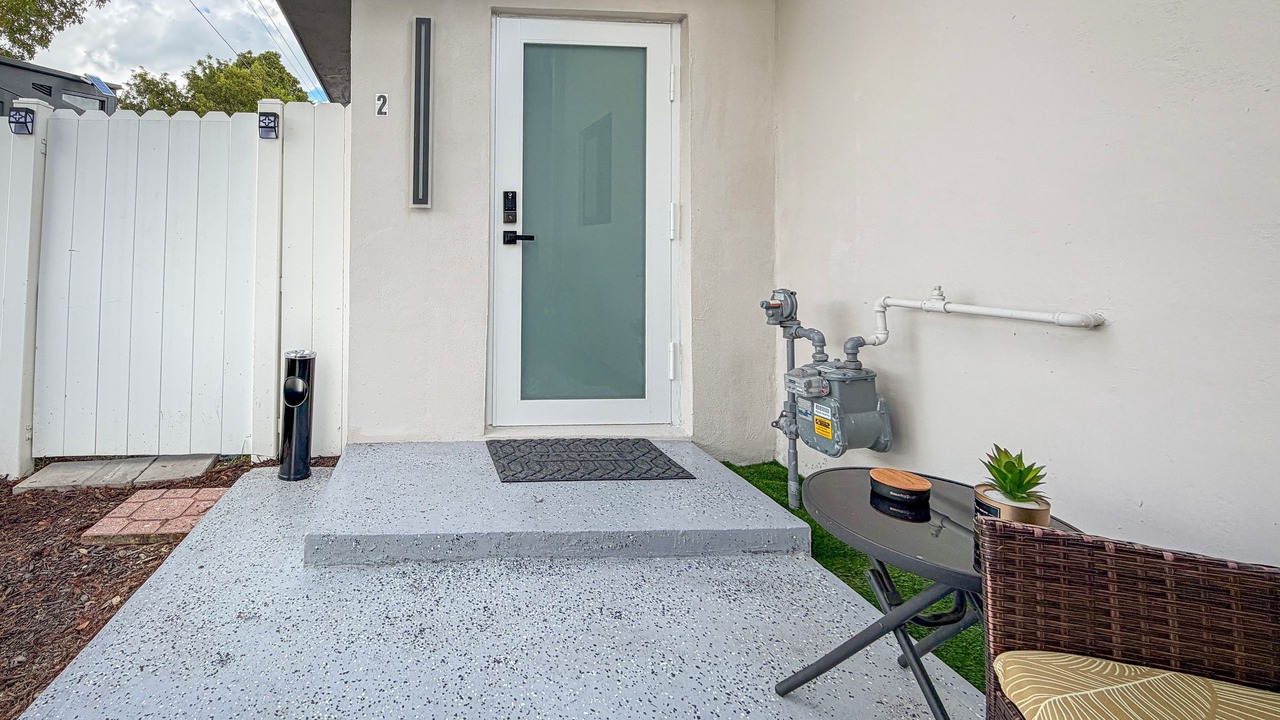 Photo of Patio Balcony in Pembroke Pines