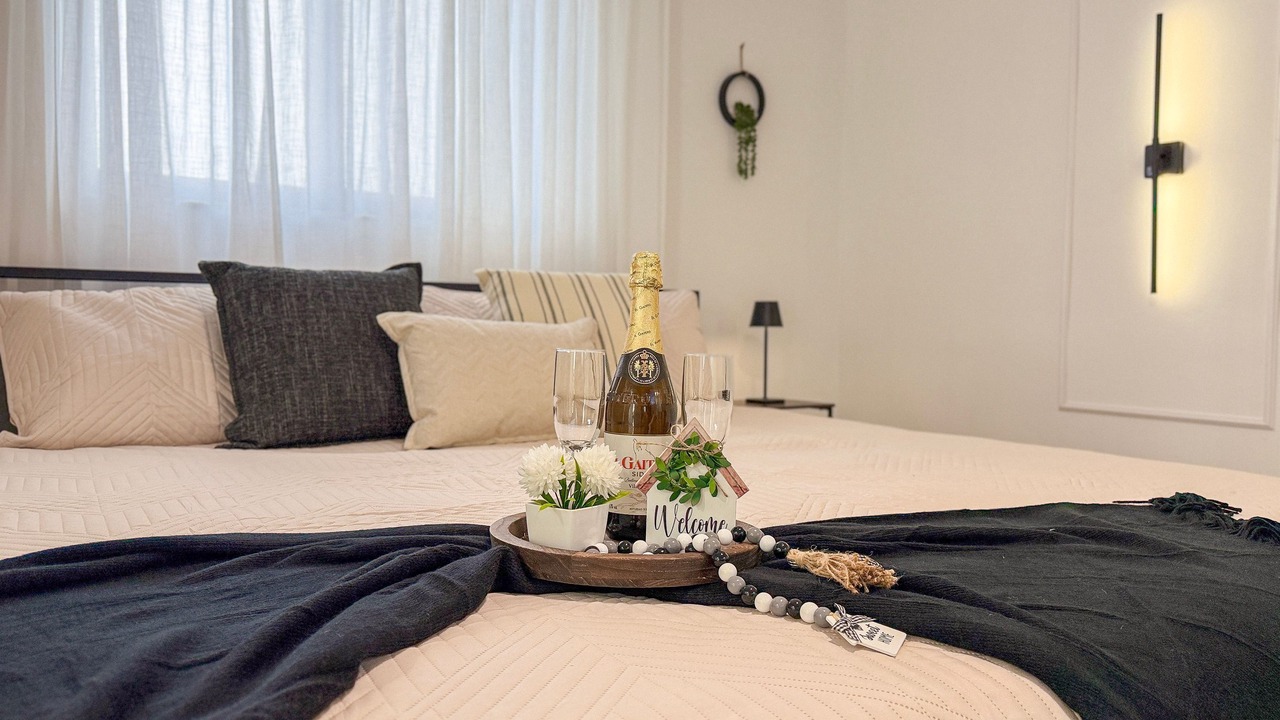 Photo of Bedroom in Pembroke Pines