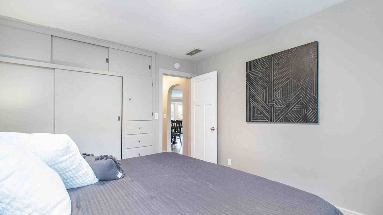 Photo of Bedroom in Bristol