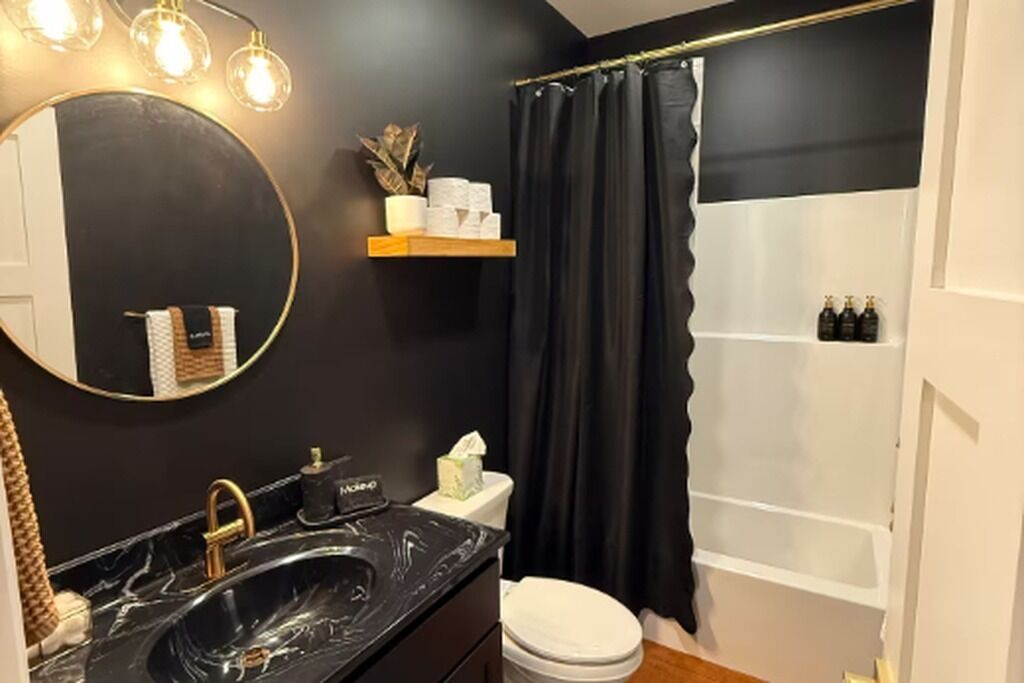 Photo of Bathroom in Mount Aetna