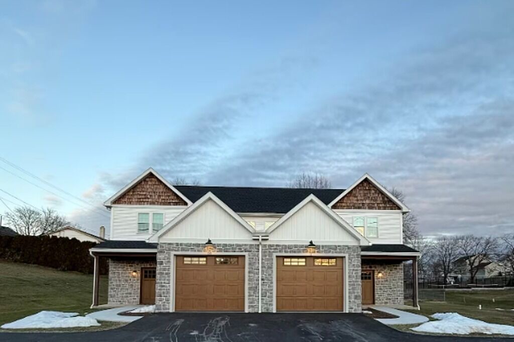 Photo of Outdoor in Mount Aetna