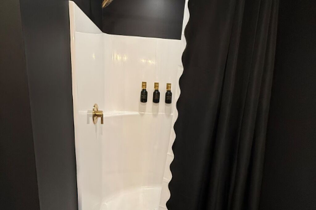 Photo of Bathroom in Mount Aetna