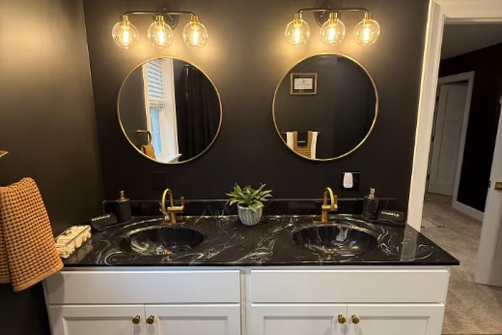 Photo of Bathroom in Mount Aetna