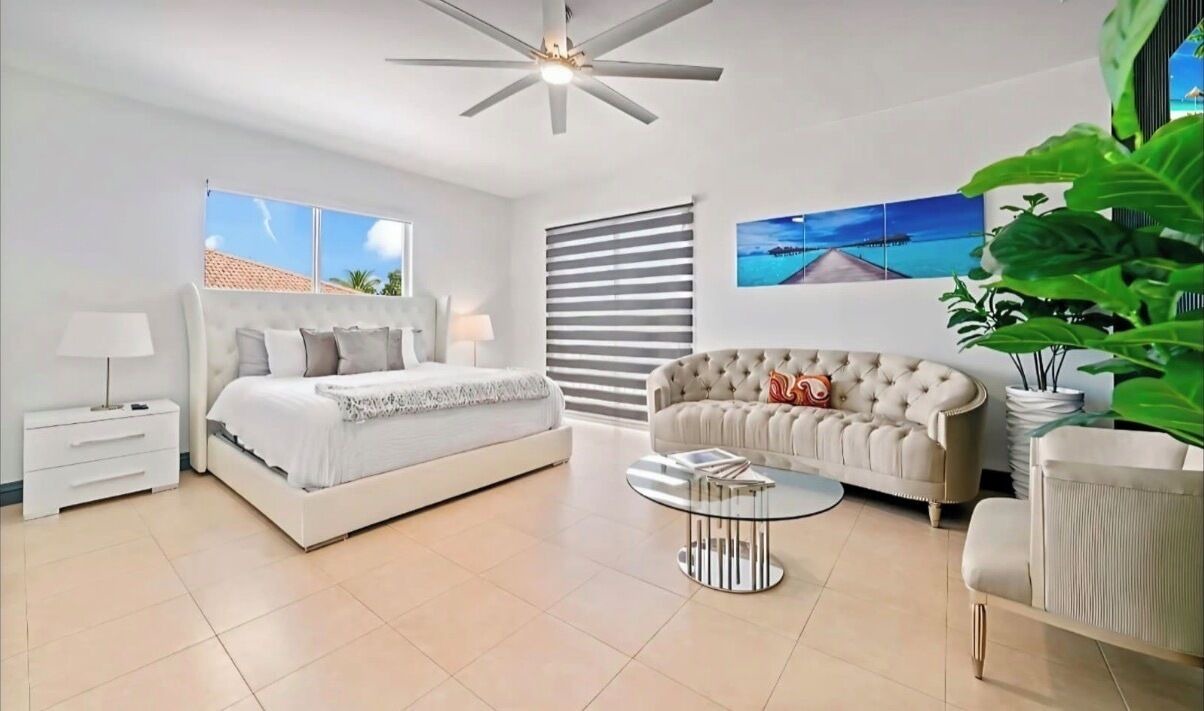 Photo of Bedroom in Ludlam