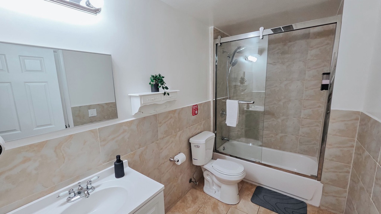Photo of Bathroom in Chinatown