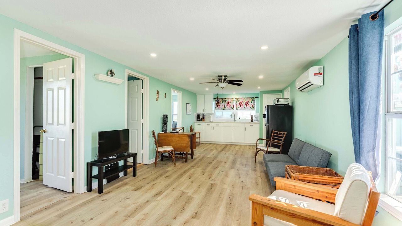 Photo of Livingroom in Surfside Beach