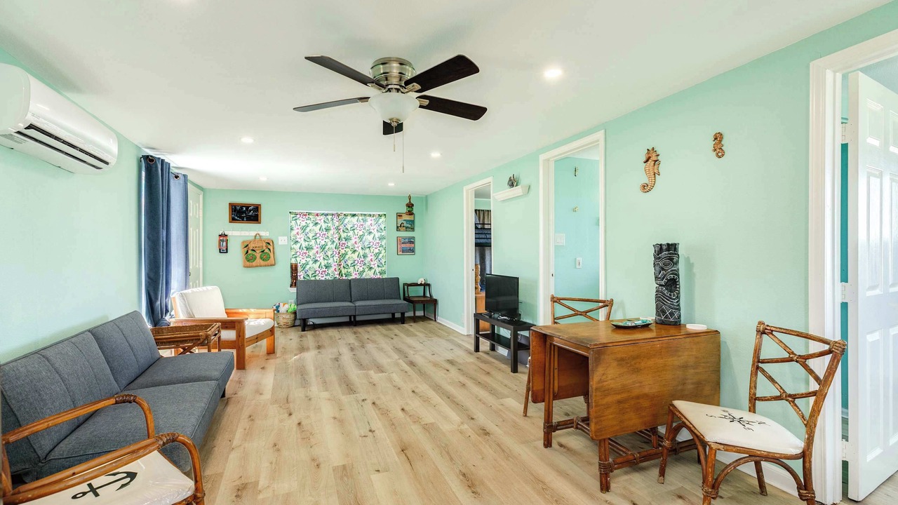 Photo of Livingroom in Surfside Beach