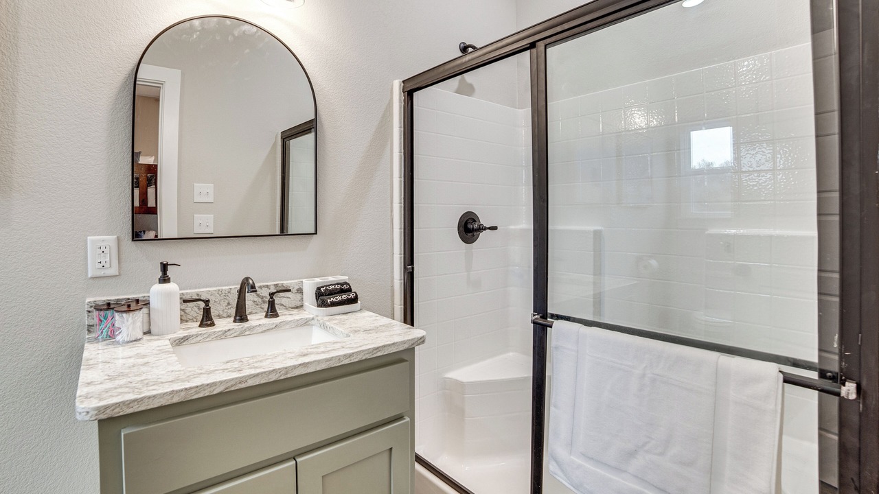 Photo of Bathroom in Thurber