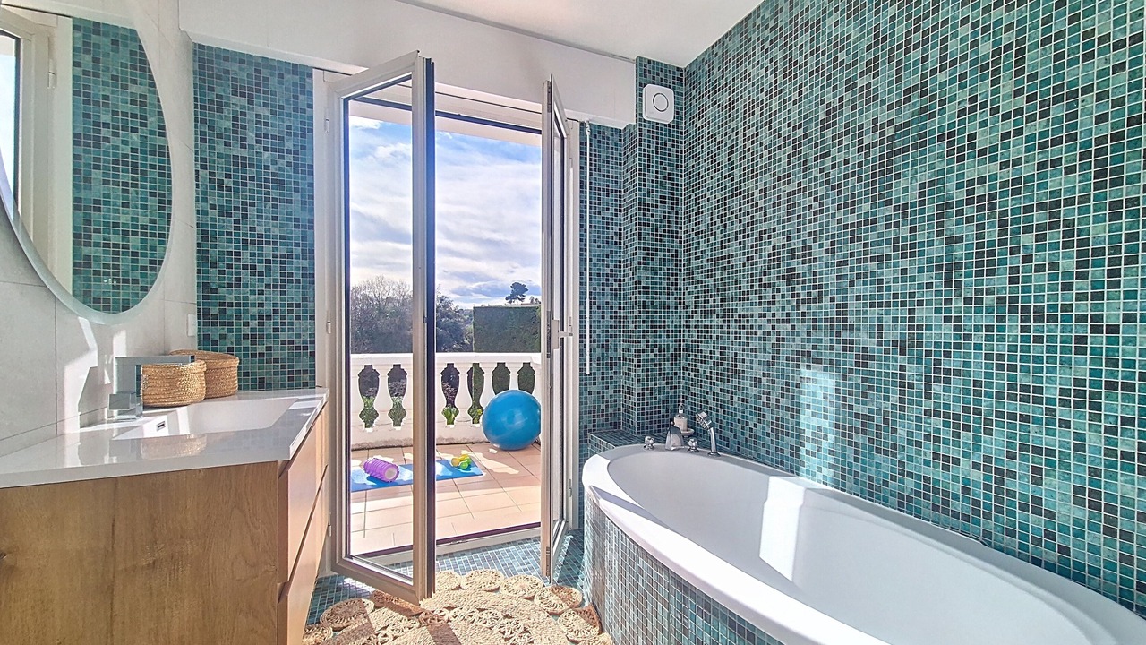 Photo of Bathroom in Saint Antoine