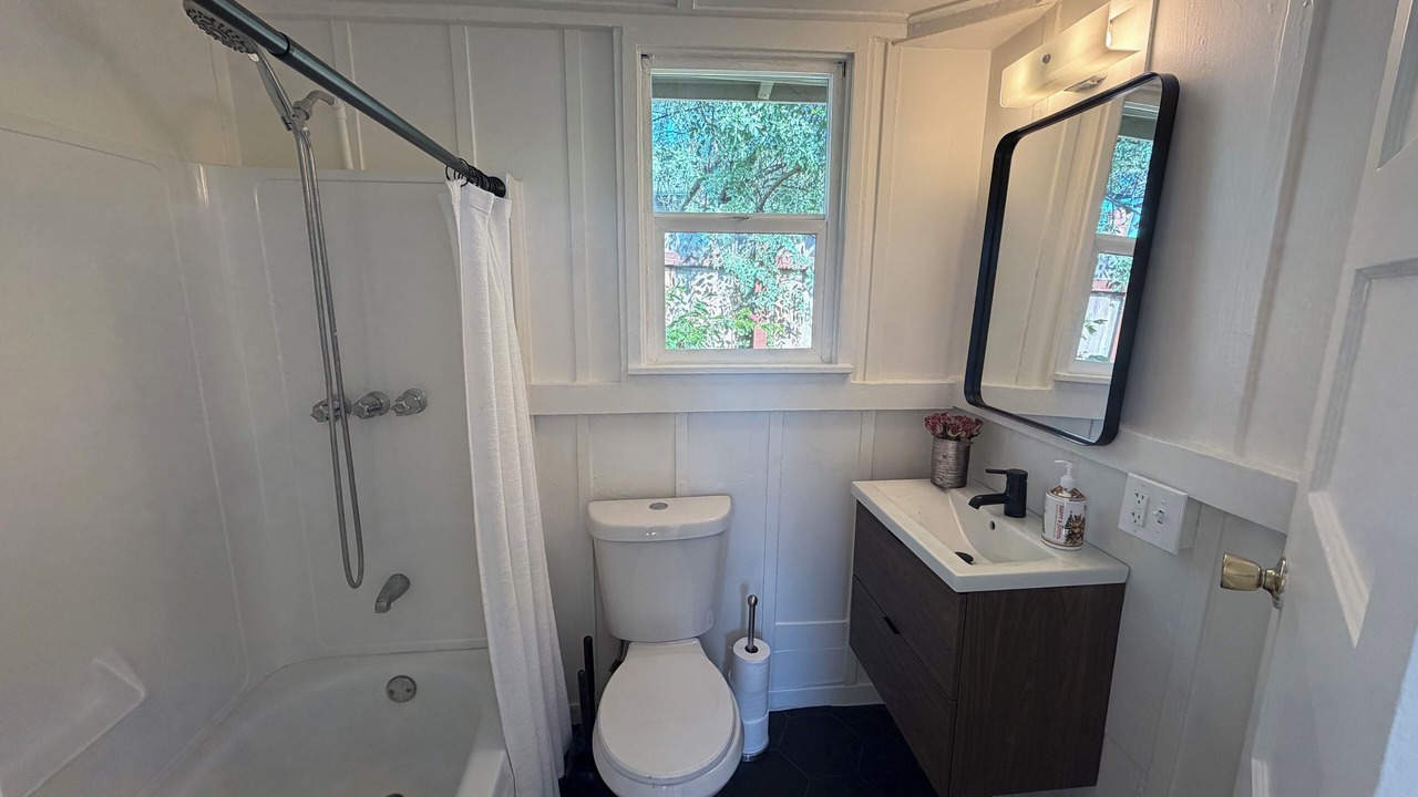 Photo of Bathroom in South Park
