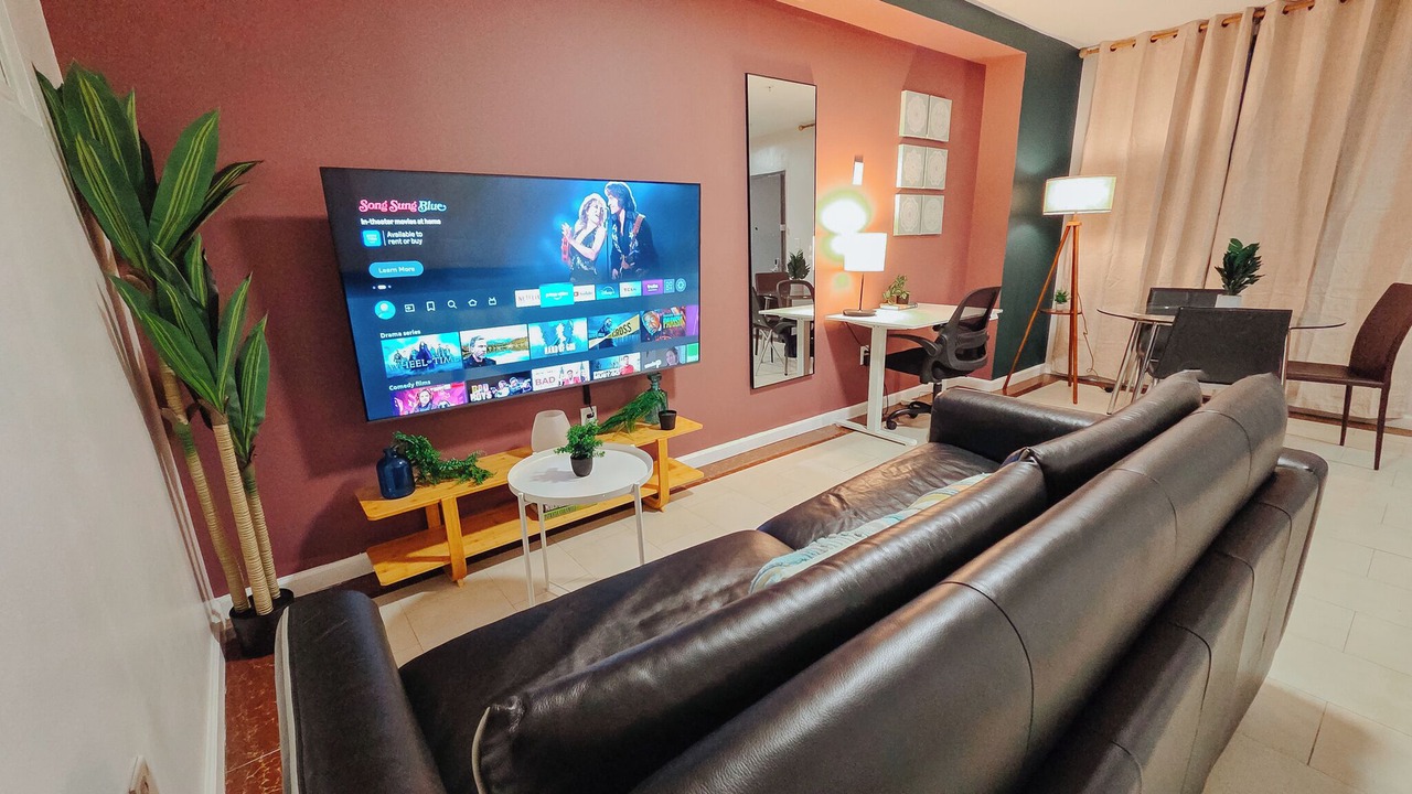 Photo of Livingroom in Center City