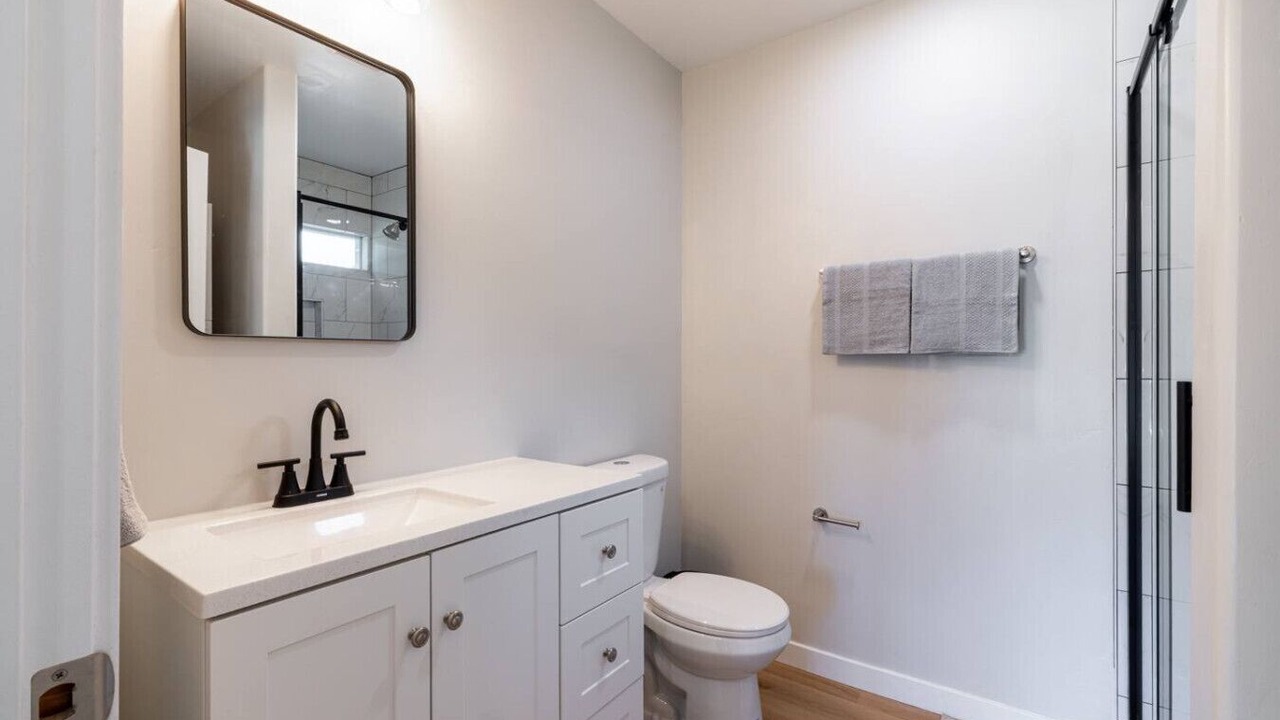 Photo of Bathroom in Winter Gardens