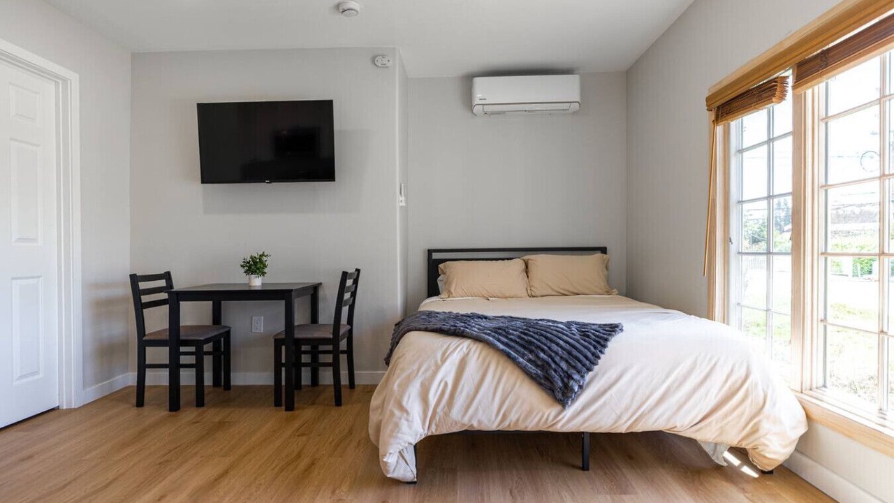 Photo of Bedroom in Winter Gardens