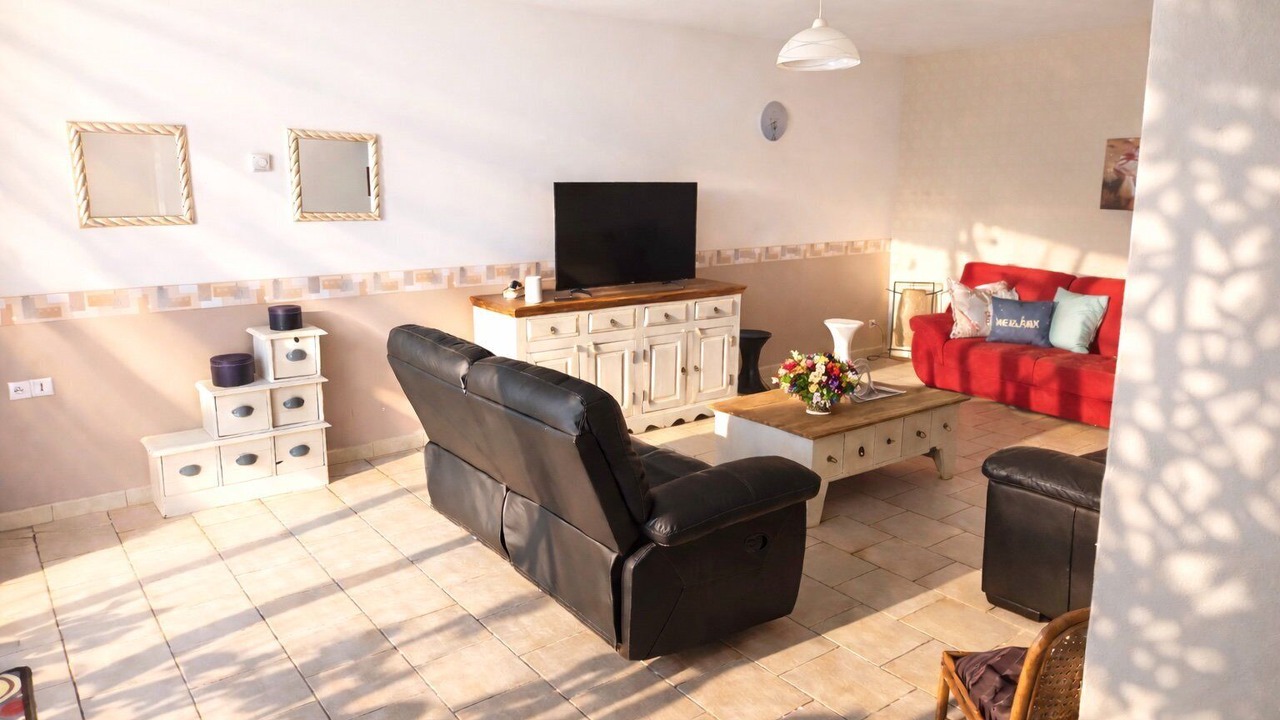 Photo of Livingroom in Perrusson